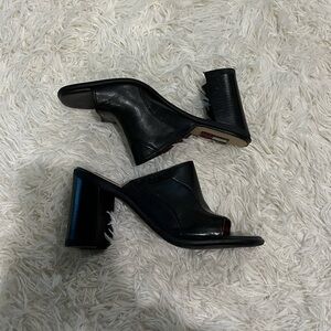 Vintage 90’s Slip On Mule Heels